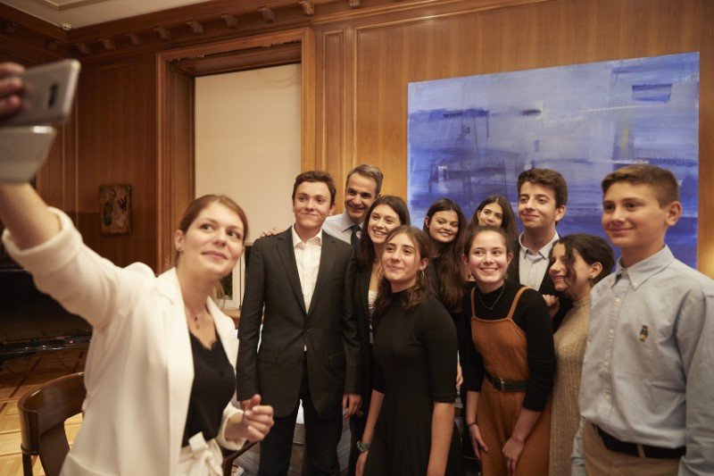 Selfie Κυριάκου Μητσοτάκη με παιδιά