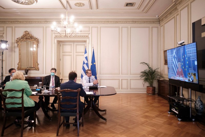Κυριάκος Μητσοτάκης τηλεδιάσκεψη με φον ντερ Λάιεν