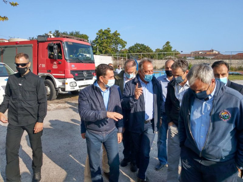 Κυριάκος Μητσοτάκης προσγειώθηκε στα Τρίκαλα για να πάει Καρδίτσα