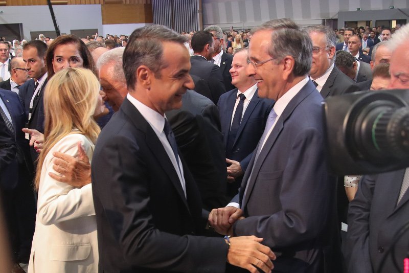 O πρωθυπουργός με τον Αντώνη Σαμαρά