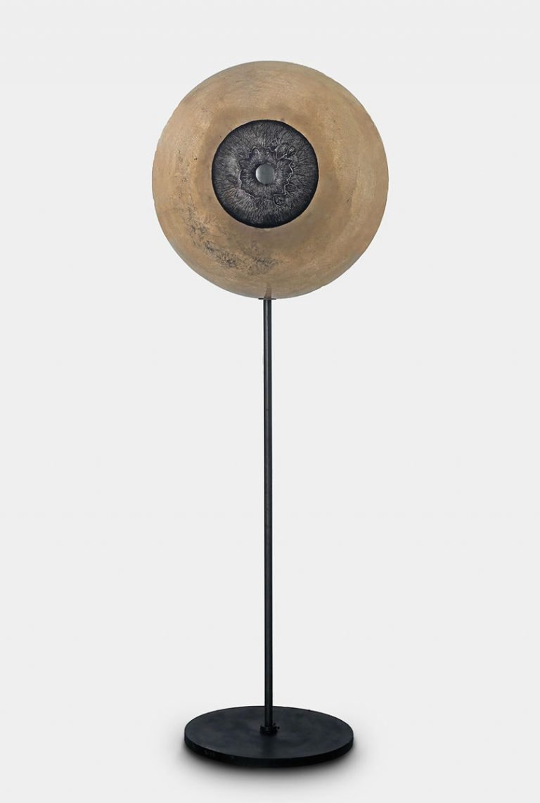 The Story of the Eye -2018- σίδηρος, χαρτί, πολυεστέρας, σπρέι191 x 65 x 65 εκ.