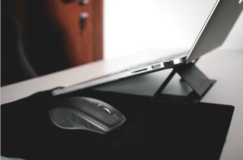 laptop βάση