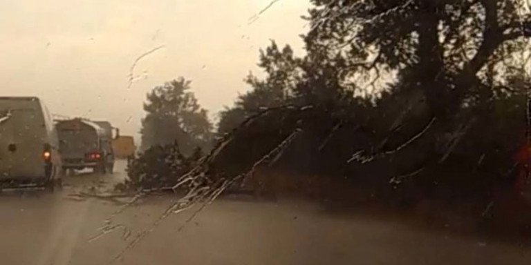 Εντονα τα καιρικά φαινόμενα και στη Λάρισα / Φωτογραφία: onlarissa