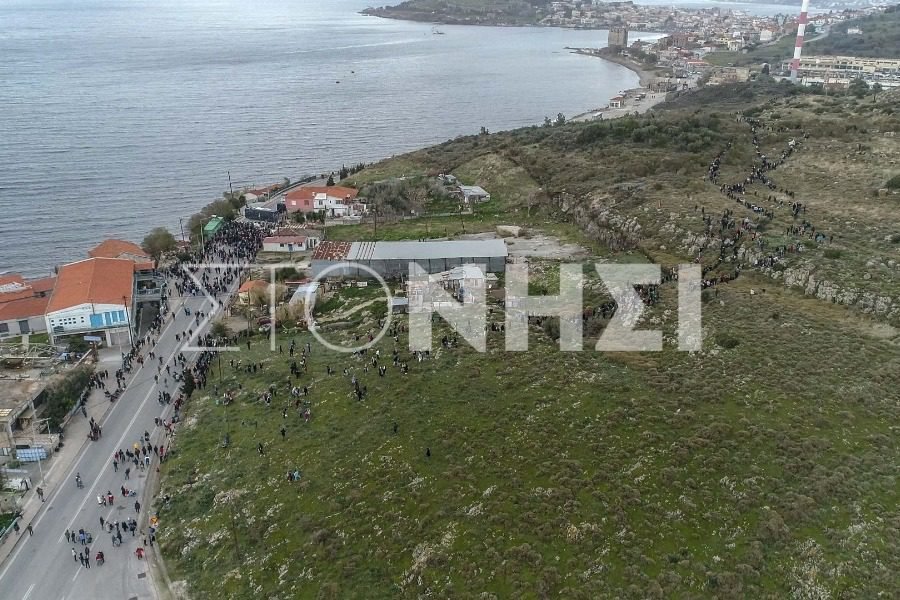 Πορεία μεταναστών στην Λέσβο