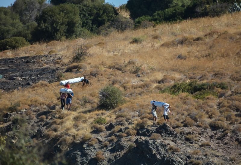 Ξεκίνησε η διαδικασί αγι ατην κατασκευή πρόχειρου καταυλισμού με σκηνές για τους μετανάστες