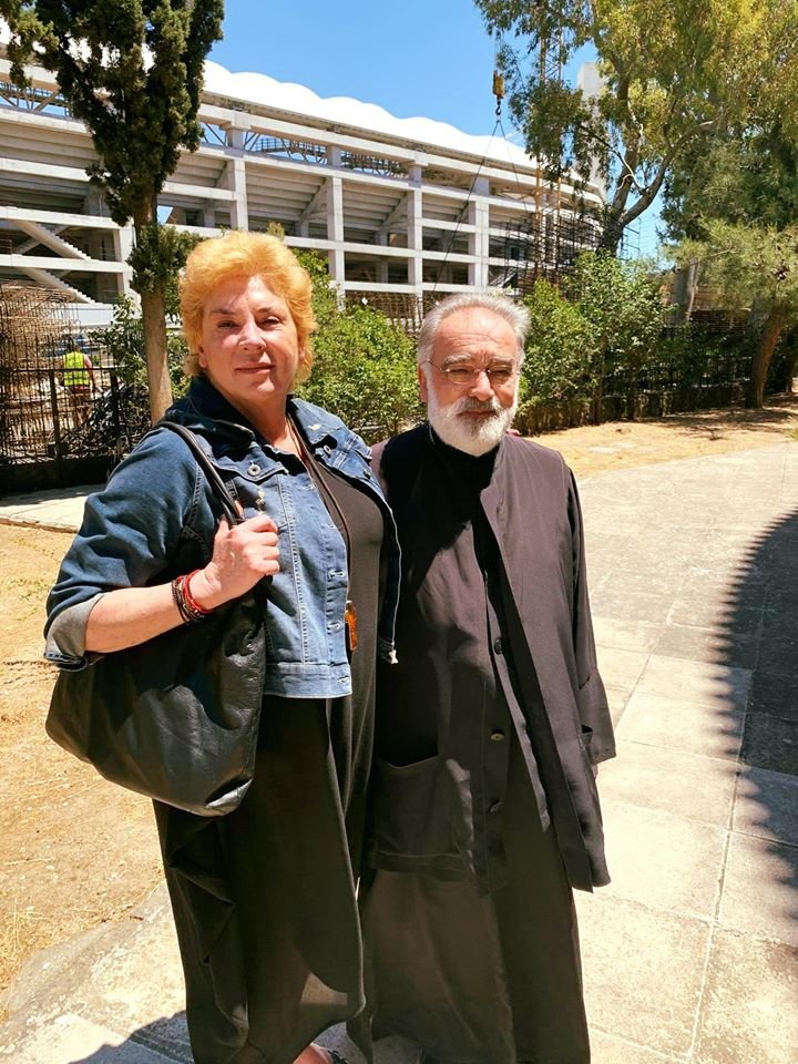 Η Δήμητρα Λιάνη αγνώριστη, πήγε να κοινωνήσει: «Η πίστη σώζει»