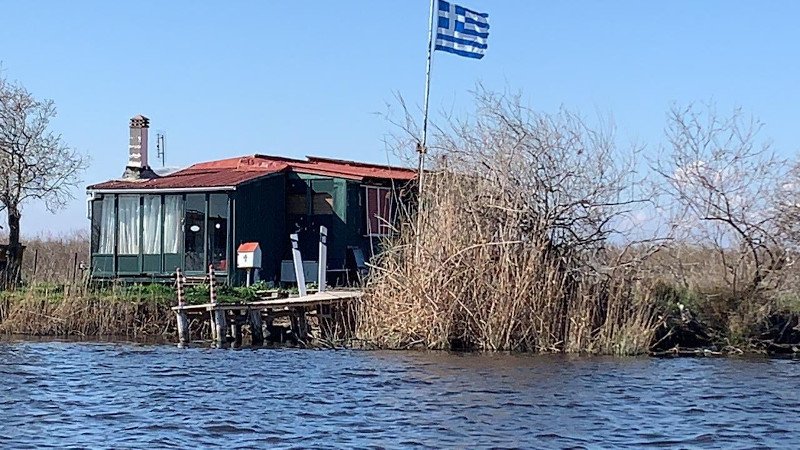 Φωτογραφίες από την περιοδεία του Α. Λοβέρδου στον Εβρο που κατέθεσε ο ίδιος στη Βουλή