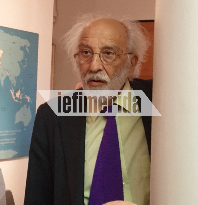 Ο Αλέξανδρος Λυκουρέζος στην έκθεση του Νικόλαου Γλίξμπουργκ