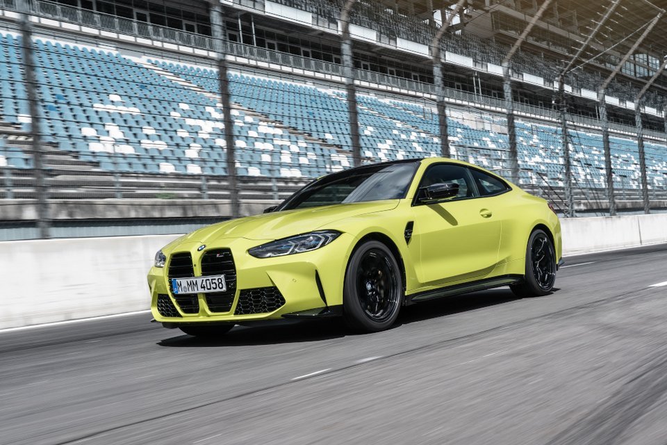 H BMW παρουσιάζει τις κορυφαίες M3 & M4