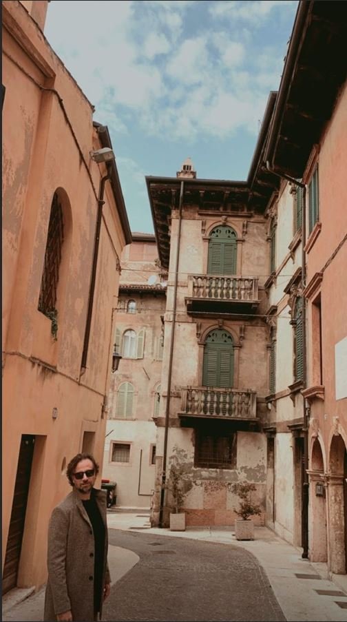 Ο Κωστής Μαραβέγιας στη Βερόνα