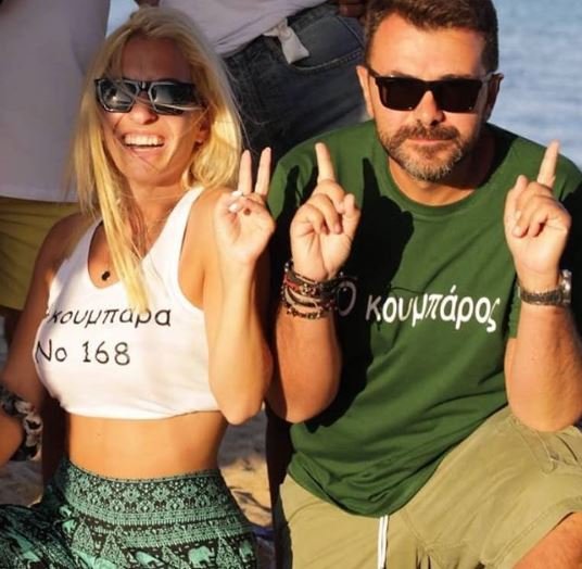 Η Μαρία Αναστασοπούλου με τον σύντροφό της Γιάννη Κολοκυθά στο γάμο της Μαρίας Βούσουλα