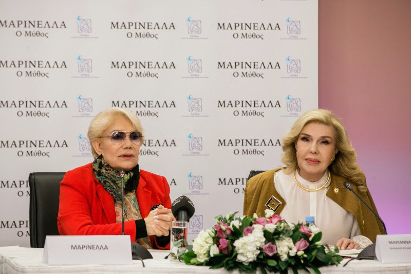 Στιγμιότυπο από τη συνέντευξη τύπου