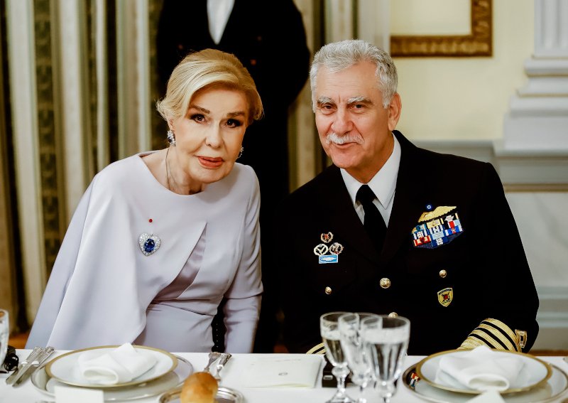 Μαριάννα Β. Βαρδινογιάννη, Αρχηγός ΓΕΕΘΑ Χρήστος Χριστοδούλου