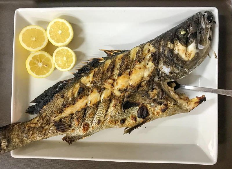 Φρεσκότατα ψάρια στη Μαρίδα