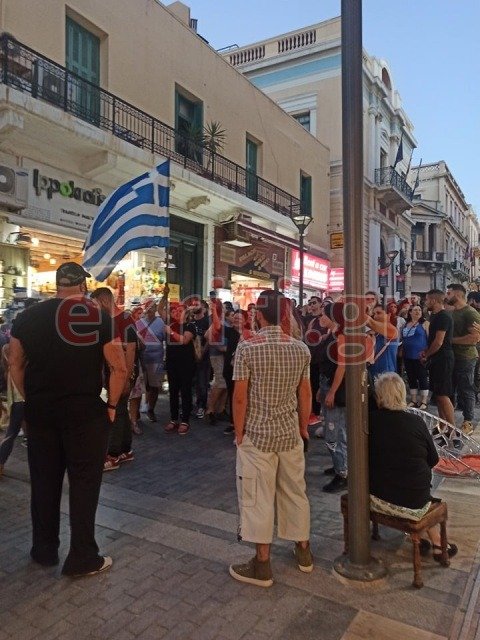 διαμαρτυρία κατά της μάσκας