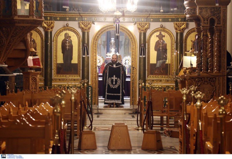 Χωρίς πιστούς η ακολουθία της Μ. Πέμπτης στον Ιερό Ναό Αγίου Ιωάννη Χρυσοστόμου στη Θεσσαλονίκη -Φωτογραφία: Intimews/ΜΩΥΣΙΑΔΗΣ ΓΙΑΝΝΗΣ
