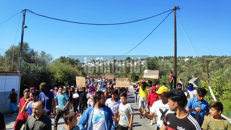 Πορεία μεατναστών στη Λέσβο 1-10-2019