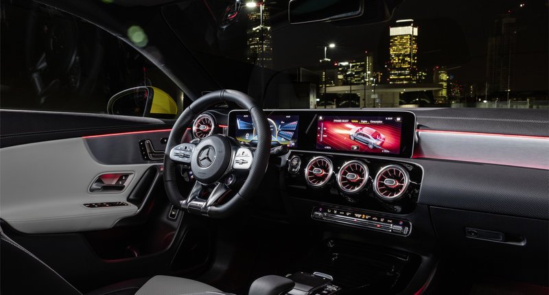 Βγαλμένο από το μέλλον το κόκπιτ της νέας CLA 35