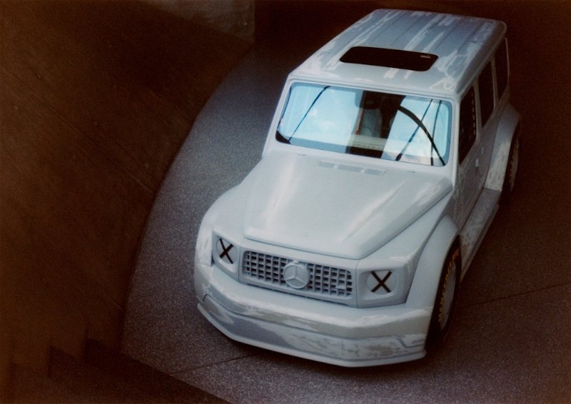 Project Geländewagen από τον επικεφαλής σχεδιασμού της Mercedes-Benz, Gorden Wagener, και τον ιδρυτή της Off-White και καλλιτεχνικό διευθυντή της Louis Vuitton, Virgil Abloh