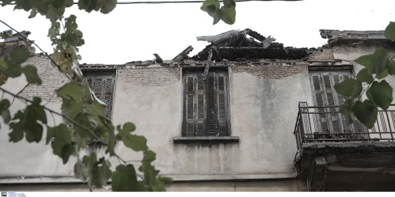 Η στέγη κατέρρευσε από την έντονη βροχόπτωση