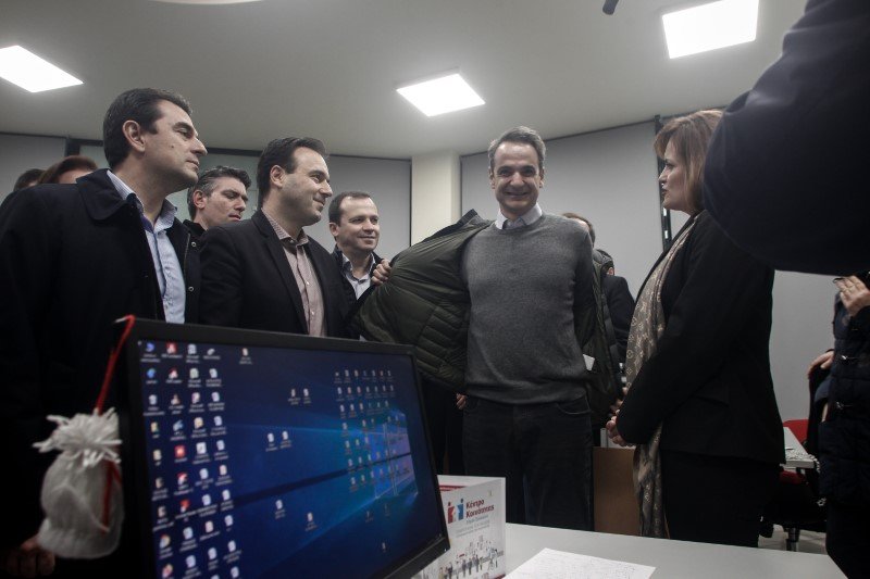 Μία κοινωνική δομή με καινοτόμα χαρακτηριστικά επισκέφθηκε κατά την άφιξή του στα Τρίκαλα ο Πρωθυπουργός Κυριάκος Μητσοτάκης -Φωτογραφία: EUROKINISSI/ΘΑΝΑΣΗΣ ΚΑΛΛΙΑΡΑΣ