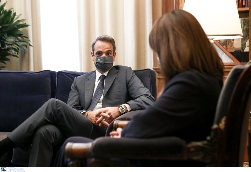 Κυριάκος Μητσοτάκης και Κατερίνα Σακελλαροπούλου