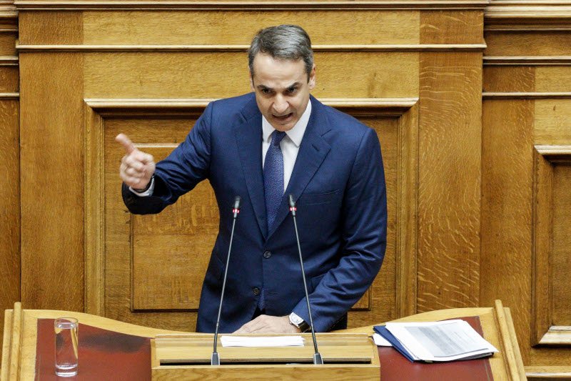 Ο Κυριάκος Μητσοτάκης κατά την απάντησή του στον Αλέξη Τσίπρα