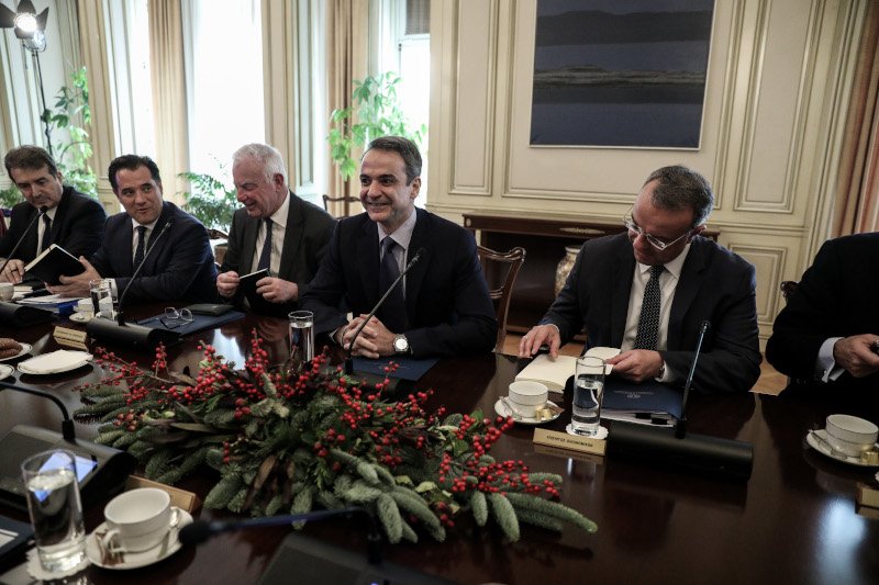 Χαμόγελα πριν την έναρξη του υπουργικού Συμβουλίου