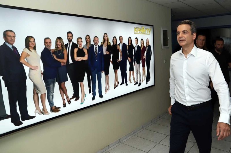 Ο Κυριάκος Μητσοτάκης στα γραφεία του ΚΡΗΤΗ TV