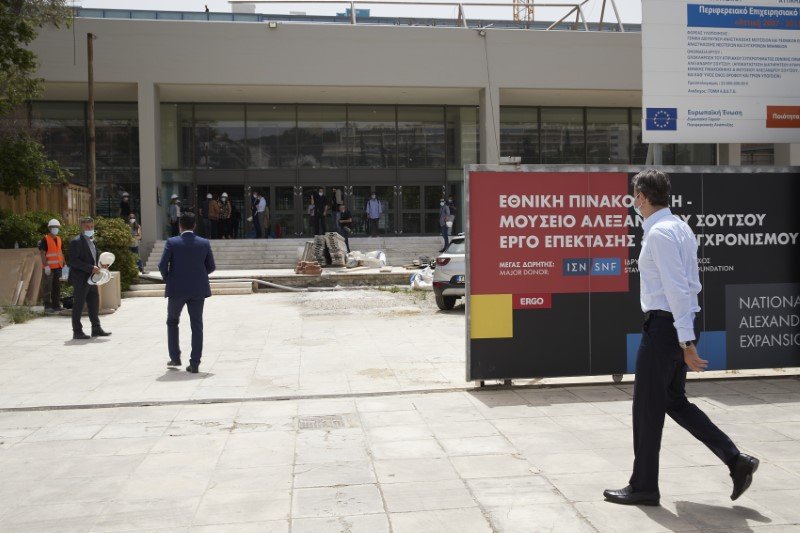 Ο Κυριάκος Μητσοτάκης φτάνει στην Εθνική Πινακοθήκη-Φωτογραφία: ΓτΠ/Δημήτρης Παπαμήτσος