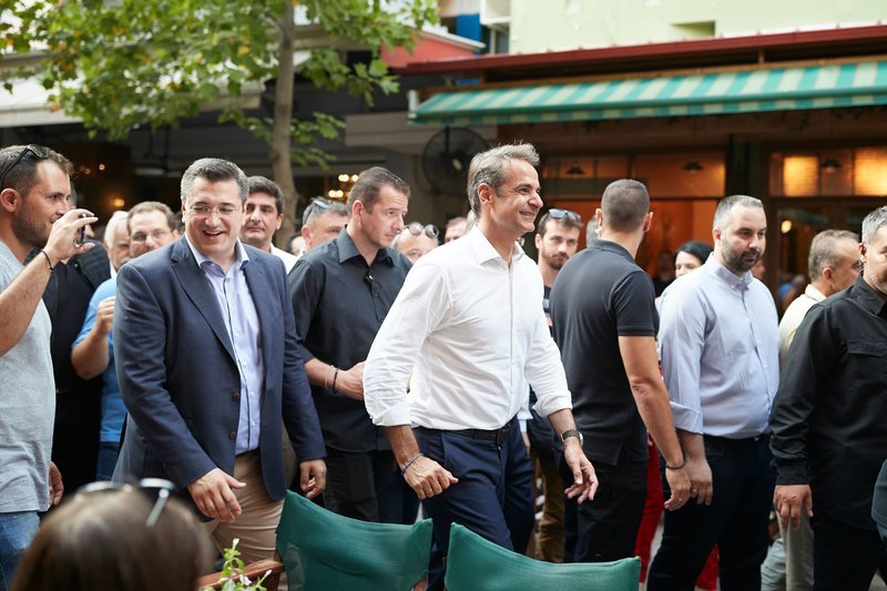Μητσοτάκης πλήθος