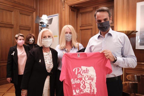 Έχω ένα μεγάλο φόβο κ. Πρωθυπουργέ…» - Η συγκλονιστική στιγμή της συζήτησης Μητσοτάκη με γυναίκες που νίκησαν τον καρκίνο του μαστού