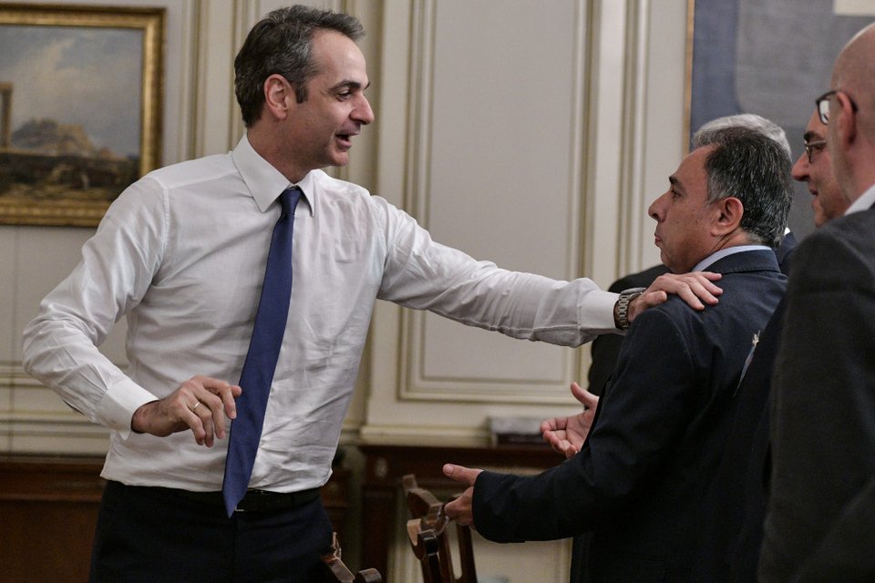Στη συνάντηση δεν παρέστη τελικά ο Κώστας Μουτζούρης -Φωτογραφία: Eurokinissi