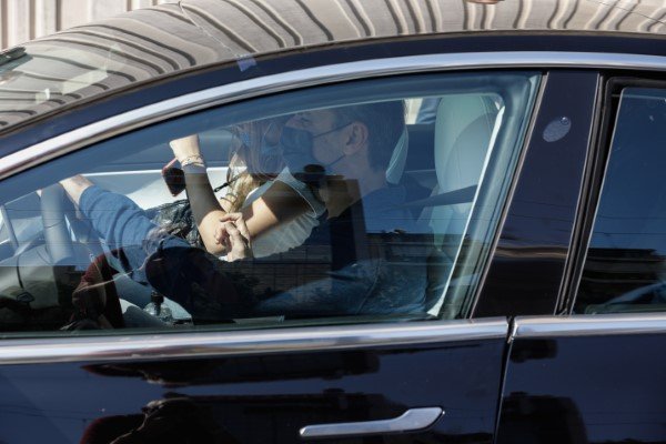 Ο Κυριάκος Μητσοτάκης με τελευταίας τεχνολογίας ηλεκτροκίνητο Tesla -Οδήγησε ο ίδιος  [εικόνες] -Φωτογραφία: EUROKINISSI/ΓΙΩΡΓΟΣ ΚΟΝΤΑΡΙΝΗΣ