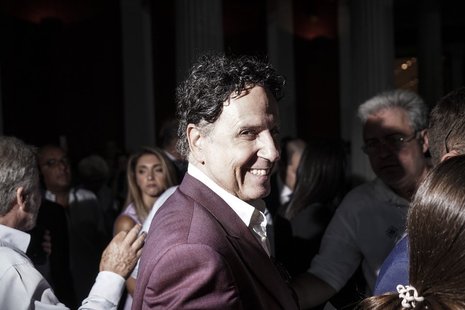 Ο ηθοποιός Χάρης Ρώμας που εξελέγη περιφερειακός σύμβουλος με τον συνδυασμό Πατούλη