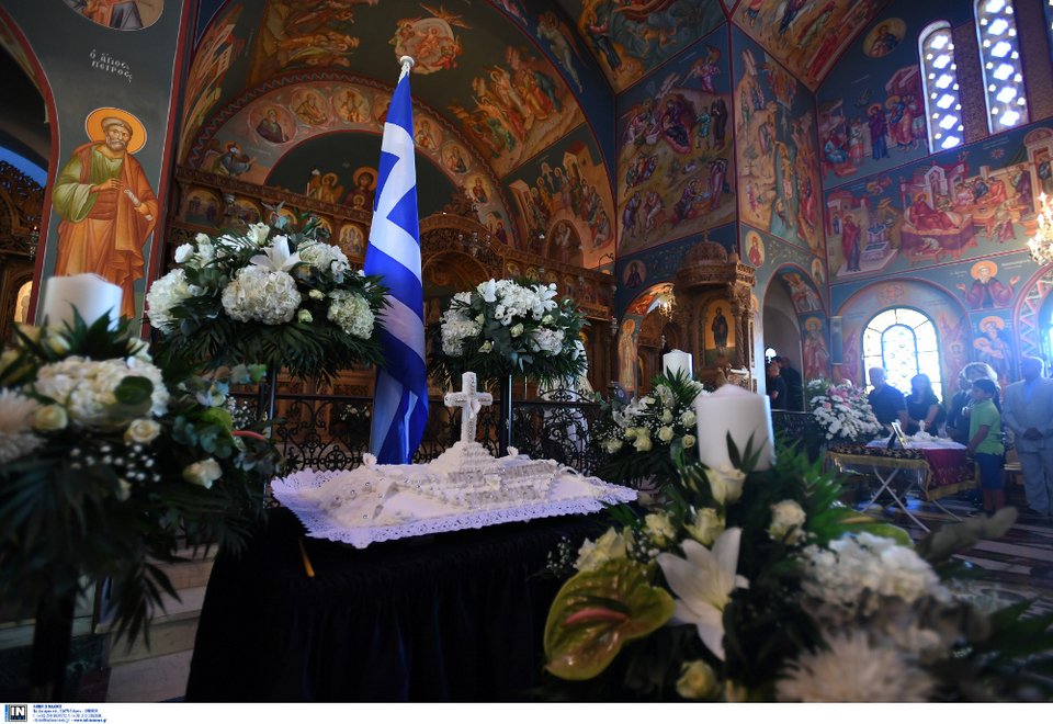 Ετήσιο μνημόσυνο για τις ψυχές των θυμάτων από την πυρκαγιά στο Μάτι πραγματοποιήθηκε σήμερα το πρωί