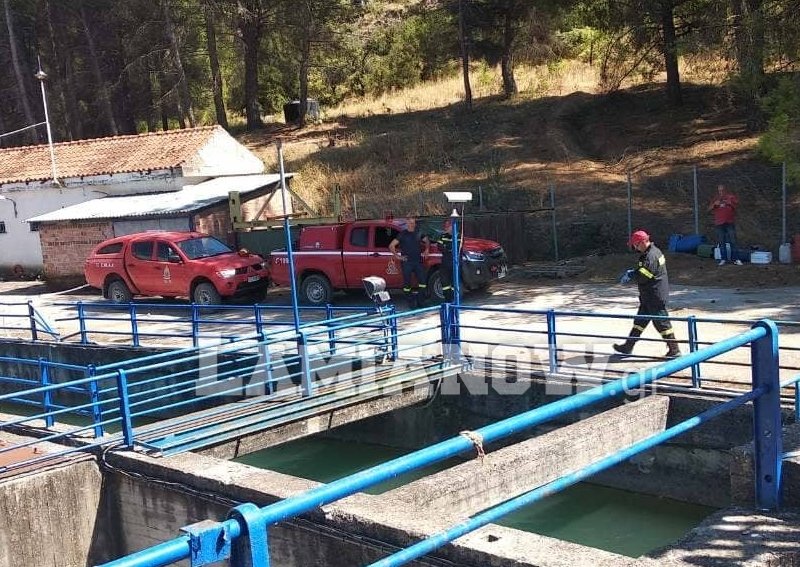 Μεγάλη επιχείρηση για την ανάσυρση της σορού -Φωτογραφία: Lamianow.gr