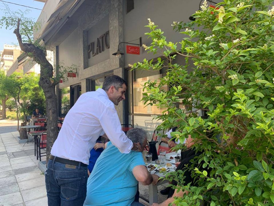 Ο Κ. Μπακογιάννης συζήτησε με κατοίκους της περιοχής