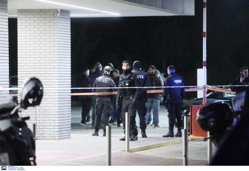 Μακελειό στην Κάτω Κηφισιά: Αστυνομικός σκότωσε την πρώην σύζυγό του και την φίλη της -Φωτογραφία: Intimenews/ΚΑΠΑΝΤΑΗΣ ΔΗΜΗΤΡΗΣ