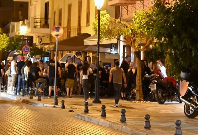 Διασκέδαση χωρίς αποστάσεις και στο Ναύπλιο