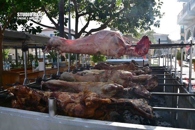 Σουβλες στο Ναύπλιο 