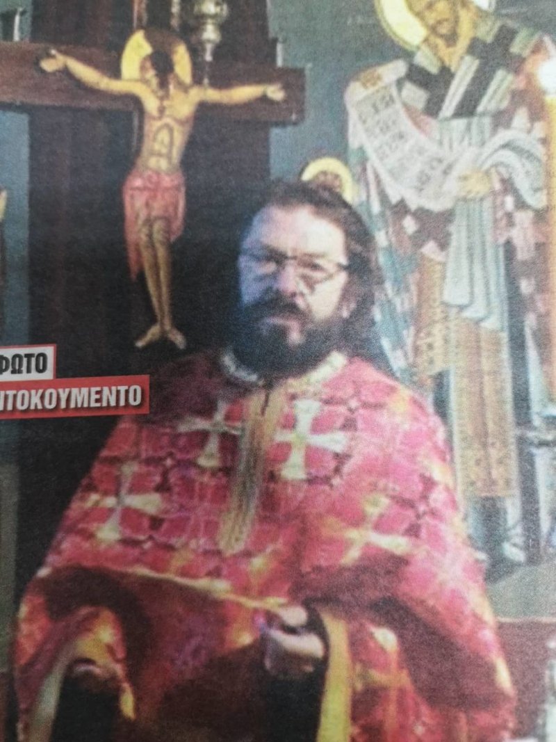 Η φωτογραφία του Νίκου Χορταρέα στην εκκλησία / Φωτογραφία: Espresso
