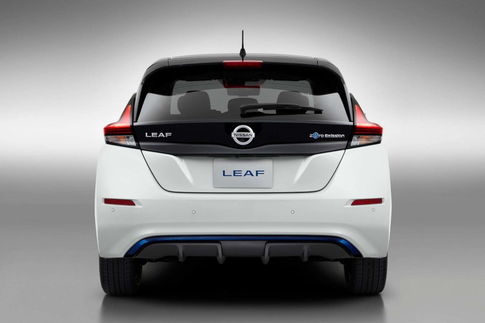 Nissan Leaf: Δέκα χρόνια εξέλιξης