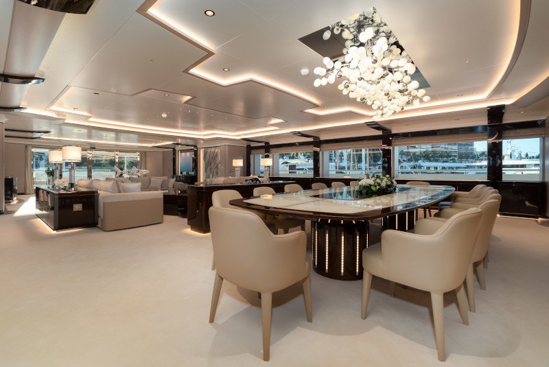 Τραπεζαρία o'pari yacht
