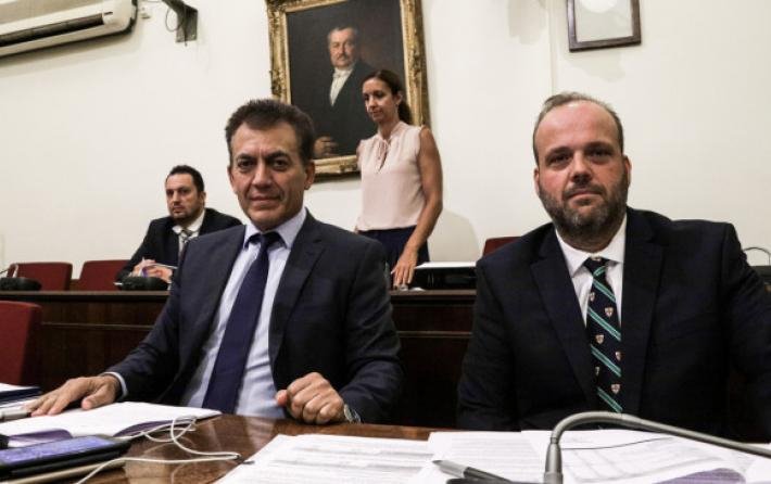 Δεξιά, ο νέος διοικητής του ΟΑΕΔ Σπύρος Πρωτοψάλτης