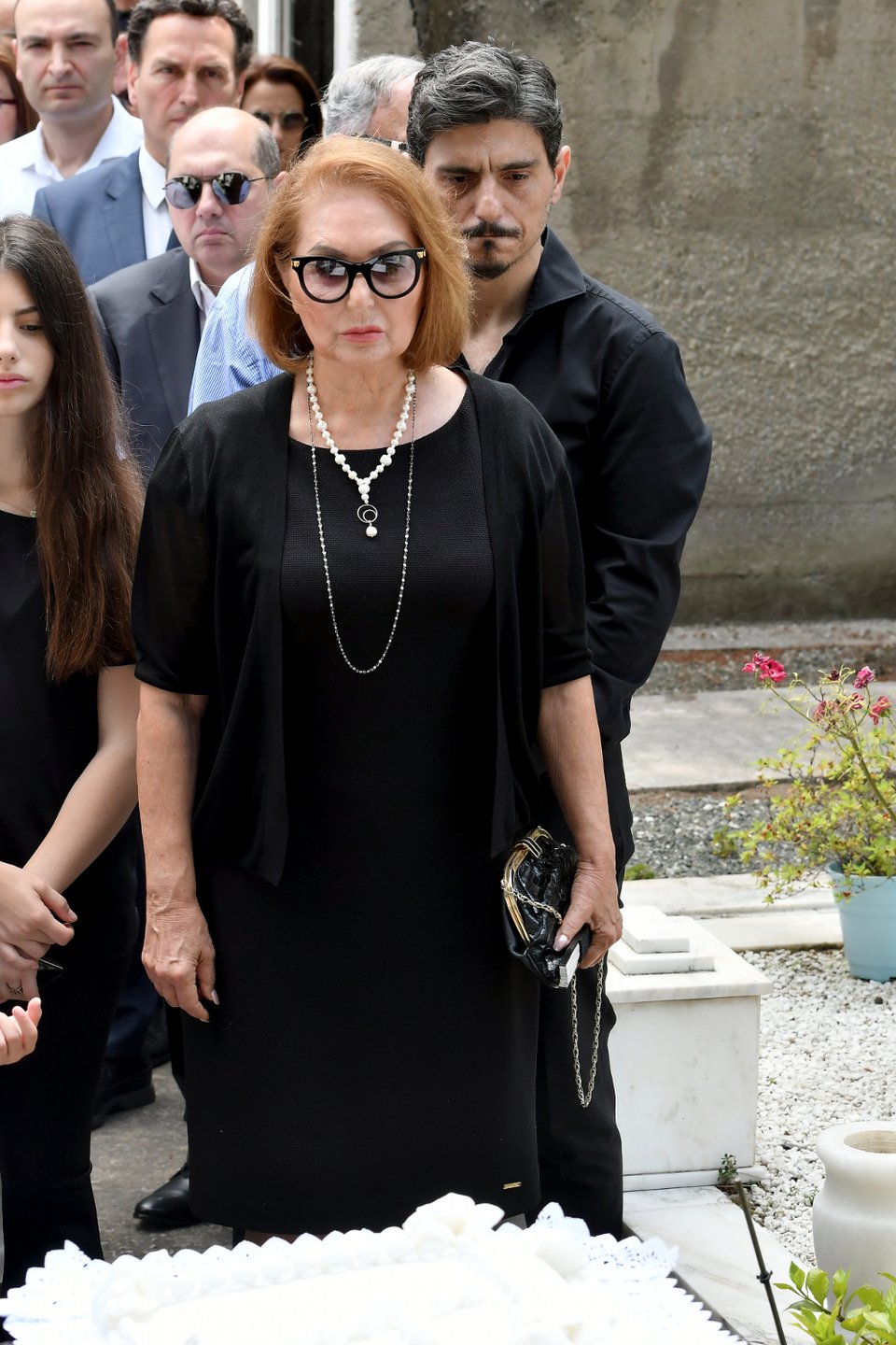 Η σύζυγος του Παύλου Γιαννακόπουλου και ο γιος της Δημήτρης