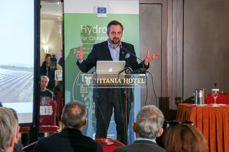 Γιώργος Χατζημαρκάκης