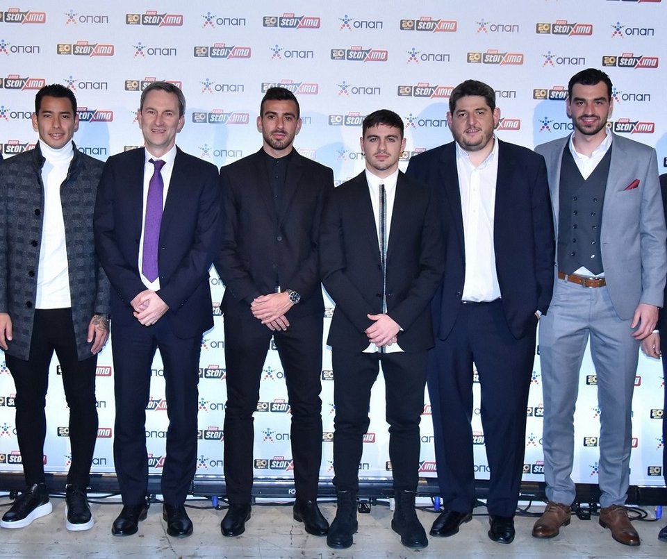 Σέρχιο Αραούχο ΠΑΕ ΑΕΚ, Ντάμιαν Κόουπ Διευθύνων Σύμβουλος ΟΠΑΠ, Στράτος Σβάρνας ΠΑΕ ΑΕΚ, Κώστας Γαλανόπουλος ΠΑΕ ΑΕΚ, Θάνος Ρήγας Διευθυντής Αθλητικού Στοιχηματισμού ΟΠΑΠ, Παναγιώτης Τσιντώτας ΠΑΕ ΑΕΚ