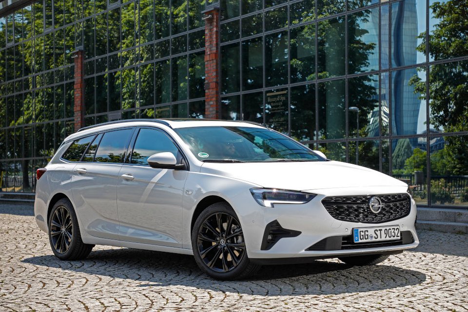 Η Opel Επεκτείνει την γκάμα κινητήρων του Insignia