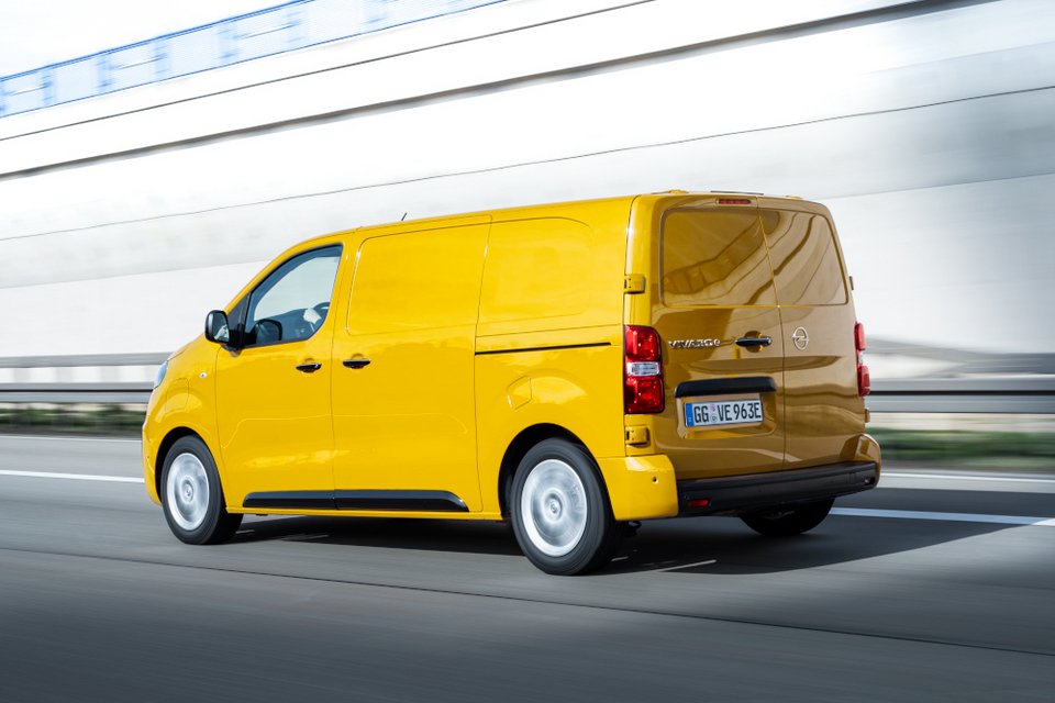 Με 330 χιλιόμετρα αυτονομία το ηλεκτρικό Opel Vivaro